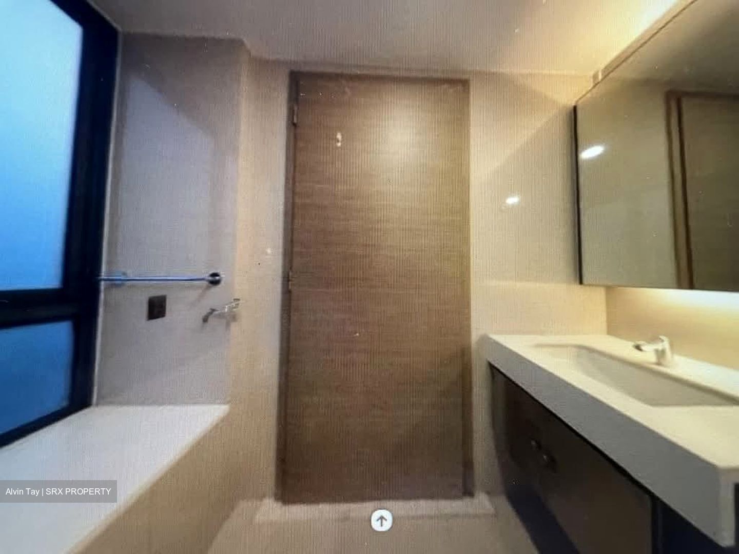 The Palette (D18), Condominium #576331321